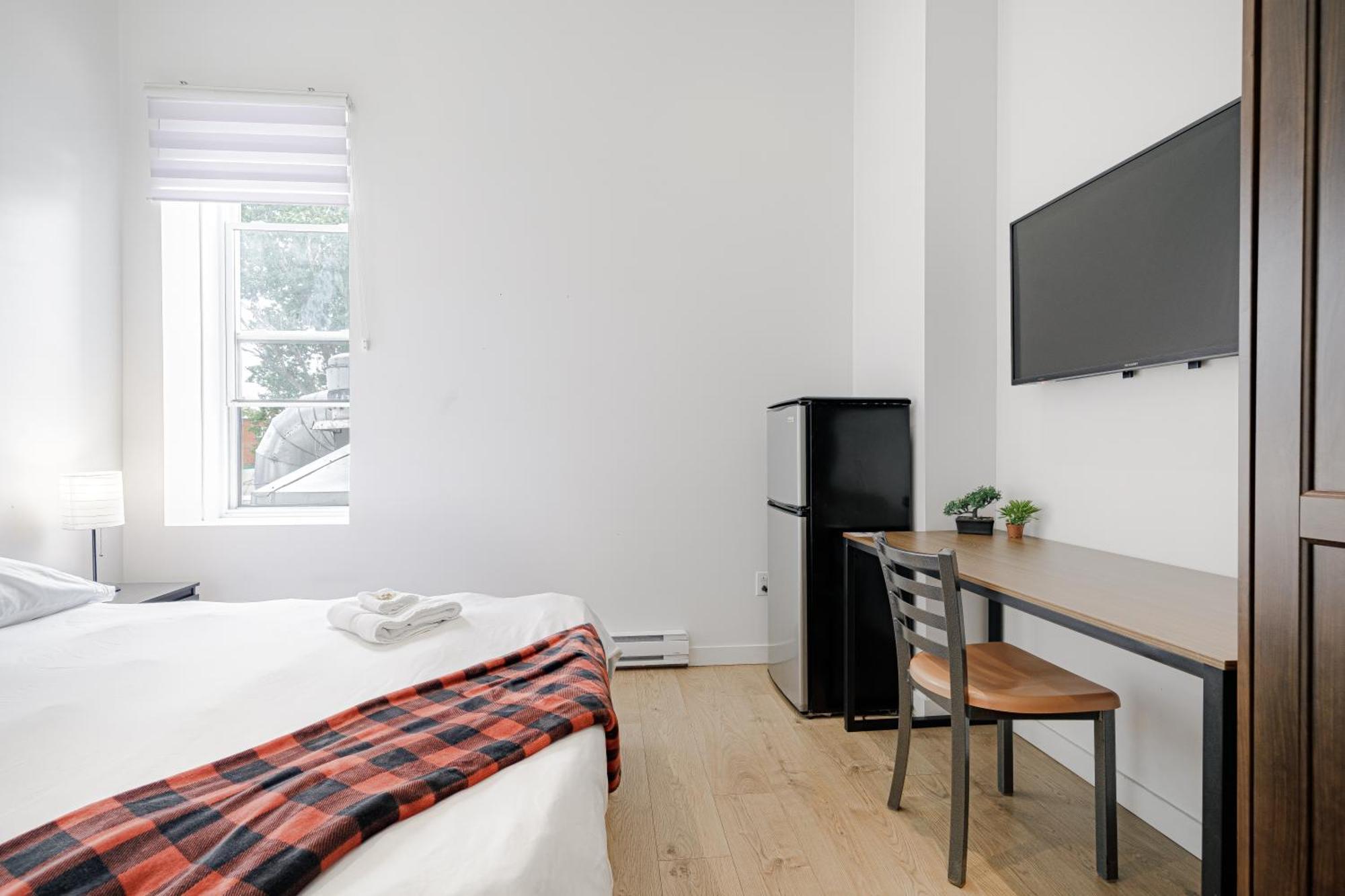 Homa Homestay Hotel By Olympic Stadium Montreal Auberge-Hostel מראה חיצוני תמונה